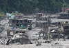 Nepal mantiene las labores de rescate mientras crece el caudal del río en una zona golpeada por una riada.