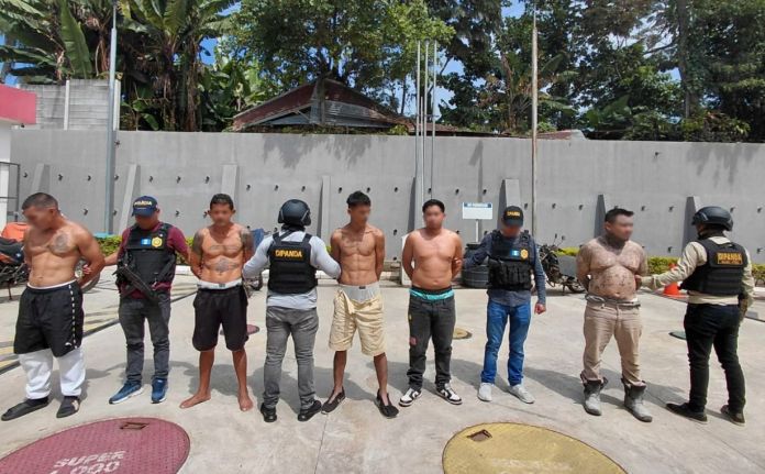 barrio 18 y ms detenidos En este año, las fuerzas de seguridad han capturado a 735 presuntos pandilleros del Barrio 18 y MS en distintos operativos.