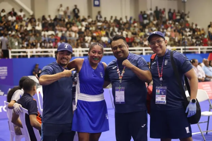 boxeo_0c2c78 Victoria Chiroy, se coronó como la primera mujer en obtener el oro en Boxeo durante los Juegos Centroamericanos y del Caribe 2026. Foto La Hora: Federación Nacional de Boxeo.