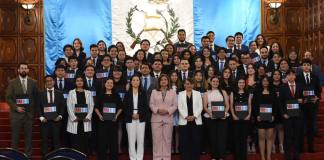 Beneficiarios de becas taiwanesas aumentan a 175 en los últimos tres años 70 guatemaltecos fueron beneficiados con becas universitarias y de post grado para estudiar en China Taiwán.