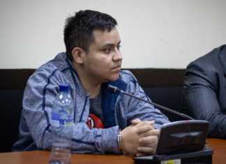 El Tribunal Quinto de Sentencia Penal condenó a prisión al motorista que trasladó al asesinato del oftalmólogo, Miguel Campos y ordenó investigar a más personas. Foto La Hora: Roberto Cordón