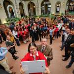 Ministerio de Educación lanza su estrategia y programa nacional de educación digital, dirigido a estudiantes de Bachillerato. Estos son los requisitos para la compra de equipo. Foto La Hora: Ministerio de Educación de Guatemala.