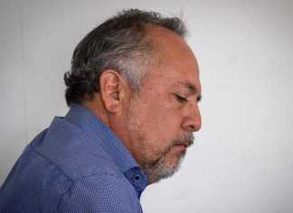El Tribunal Décimo de Sentencia Penal desarrolla el juicio contra una persona denunciada de estafa por constructures a quienes ofrecio proyectos municipales. Foto La Hora: Roberto Cordón