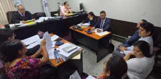 Tribunal Noveno de Sentencia realizará juicio contra estudiantes acusado de tomar Paraninfo Universitario El Tribunal Noveno de Sentencia Penal será el responsable de desarrollar el juicio en contra de los estudiantes univeristarios Heizel Morales y Sergio Morataya. Foto La Hora: Sergio Osegueda
