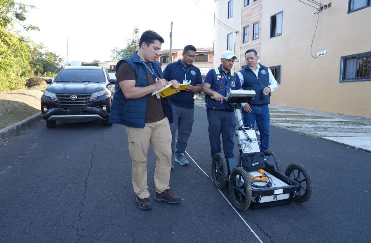 Conred e Insivumeh descartan cavidades subterráneas al evaluar Hacienda Real tras retumbos. Foto La Hora: Insivumeh