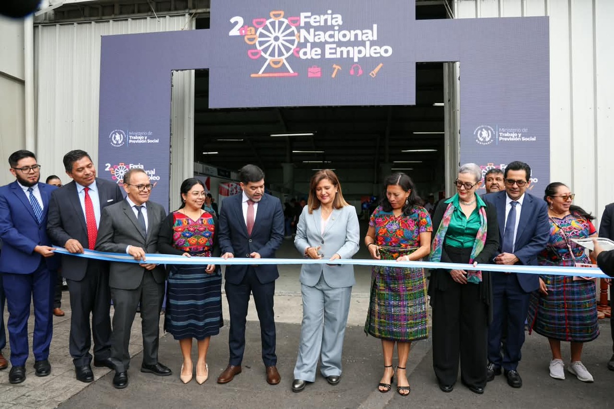 La Feria fue inaugurada hoy y estará abierta mañana jueves 27 también. Foto La Hora: Cortesía MINTRAB.