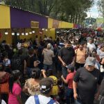 Los guatemaltecos aprovechan el feriado del 15 de agosto para visitar la Simeón Cañas, zona 2. Foto La Hora: José Orozco