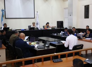 El Tribunal de Mayor Riesgo B continú con la escucha de declaraciones de distintos testigos propuestos en el juicio contra 7 exagentes de PNC acusados de ejecución extrajudicial. Foto La Hora: Daniel Ramírez