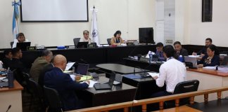 Caso Itzapa: juicio avanza en tribunal con declaración de policías testigos El Tribunal de Mayor Riesgo B continú con la escucha de declaraciones de distintos testigos propuestos en el juicio contra 7 exagentes de PNC acusados de ejecución extrajudicial. Foto La Hora: Daniel Ramírez