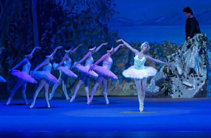 El Lago de los Cisnes llega al Centro Cultural Miguel Ángel Asturias para cerrar la temporada del Ballet Nacional El Lago de los Cisnes interpretado por el Ballet Nacional de Guatemala "Christa Mertins" Foto: Ministerio de Cultura y Deportes