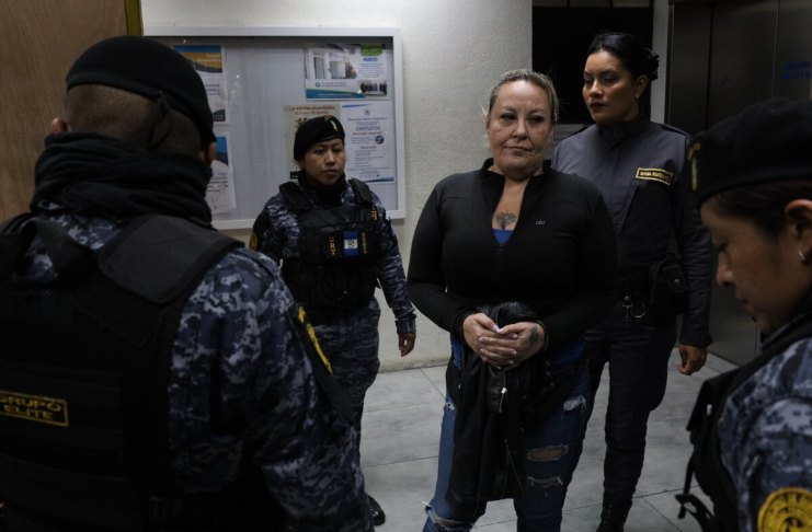 El Juzgado de Mayor Riesgo A se dispone a dictar resolución luego que el MP solicitara enviar a juicio a María Marta Castañeda vinculada al atentado contra la fiscal Miriam Reguero. Foto La Hora: Archivo