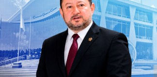 La Contraloría General de Cuentas cumplió con entregar el finiquito a Mazariegos, pero advirtió sobre tres denuncias.