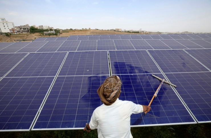 El polisilicio es un componente que se utiliza para fabricar paneles solares. Foto La Hora: EFE