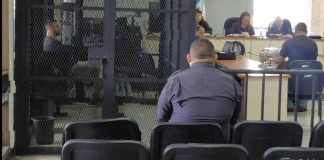 Tras conocerse caso de parricidio, tribunal decreta reserva del proceso Luego que se diera a conocer del juicio contra un supuesto parricida, el Tribunal Noveno de Sentencia Penal decidió declarar el proceso bajo reserva. Foto La Hora: Sergio Osegueda