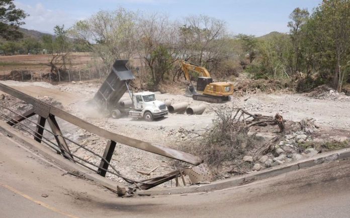 Construcción de paso provisional