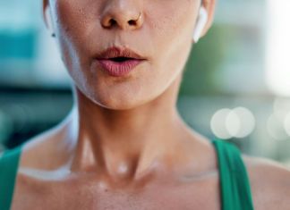 Respirar es algo tan normal, pero hay algo que podrías estar haciendo mal. Foto La Hora: Shutterstock/PeopleImages