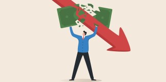El dólar continúa cotizando a la baja frene al quetzal. Arte La Hora: Shutterstock