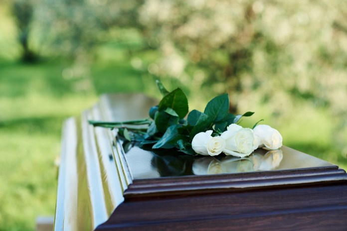 Estado otorga hasta Q5,000 para gastos funerarios de pensionados. Foto La Hora: shutterstock.