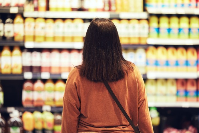 Por ahora, los precios de los productos se mantienen bajo control, pero las autoridades actuarán si los indicadores se disparan. Foto La Hora: Shutterstock
