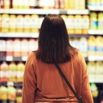 Por ahora, los precios de los productos se mantienen bajo control, pero las autoridades actuarán si los indicadores se disparan. Foto La Hora: Shutterstock