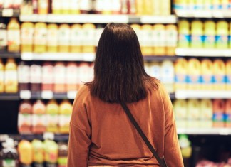 Por ahora, los precios de los productos se mantienen bajo control, pero las autoridades actuarán si los indicadores se disparan. Foto La Hora: Shutterstock
