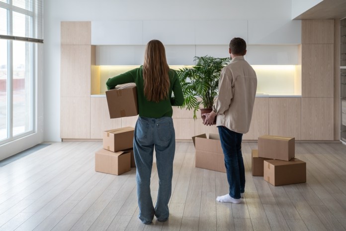 Los detalles importan al mudarse a un apartamento. Foto: DimaBerlin / Shutterstock.
