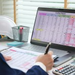 El Gobierno tiene la tarea de avanzar en la ejecución presupuestaria a pocos meses de que finalice el año. Foto La Hora. Shutterstock