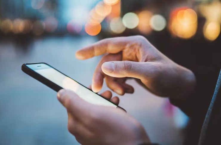 Guatemala suma casi 800 mil teléfonos inteligentes en un año, en 2025, alcanzaron 17.74 millones, según la SIT