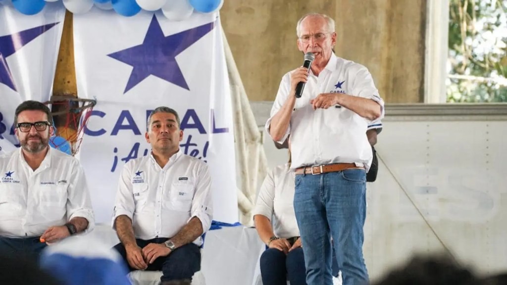 Edmond Mulet y Luis Aguirre en la campaña de Cabal de 2023. Foto La Hora: Cabal 