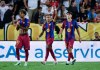 Raphinha firma un triplete y el Barcelona mantiene el liderato en LaLiga ante el Sevilla Un triplete de Raphina da nuevamente la victoria al FC Barcelona en LaLiga ante el Sevilla.