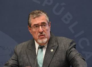 El presidente Bernardo Arévalo asegura que su postura sobre protestas es la misma a 2023, pero rechaza los bloqueos en cualquier ambito.