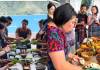 A orillas del Lago Atitlán, Anita enseña cocina guatemalteca a extranjeros