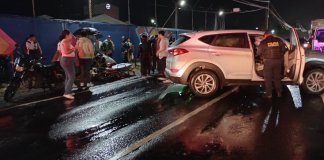 Seis personas resultan heridas en accidente de tránsito en Amatitlán Seis personas resultaron heridas durante un accidente vial registrado en el km 29.5 al Pacífico. Foto La Hora: Bomberos Voluntarios