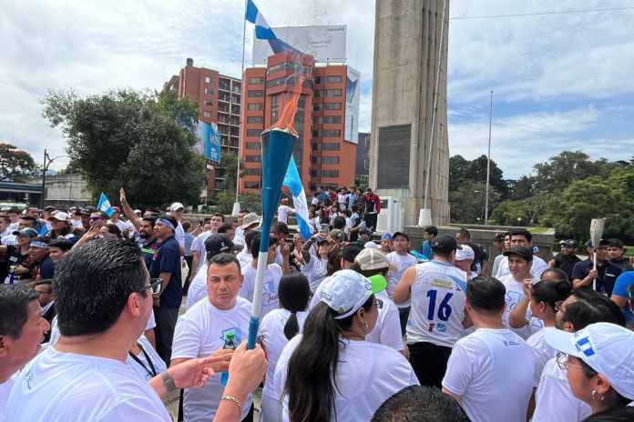 Archivo de antorcha cívica celebrada en la ciudad de Guatemala. Foto La Hora: Jose Orozco