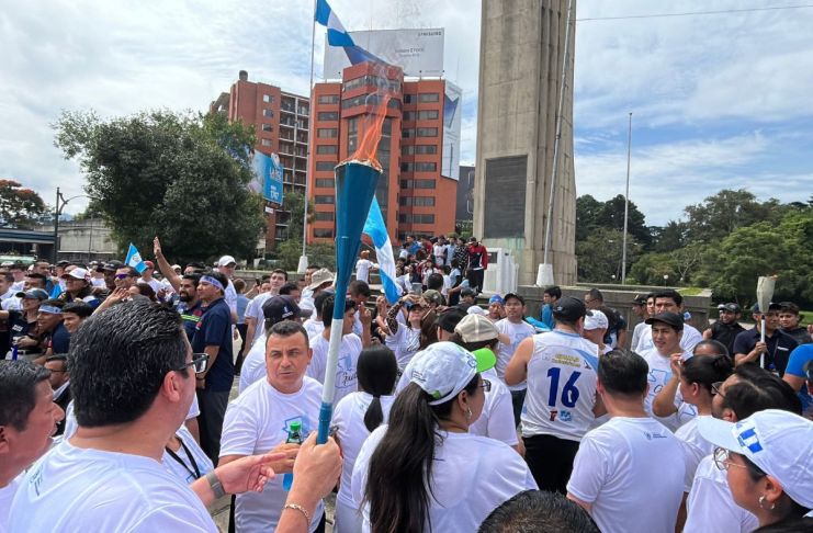 Archivo de antorcha cívica celebrada en la ciudad de Guatemala. Foto La Hora: Jose Orozco