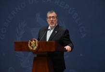 El presidente Bernardo Arévalo refirió que los fondos saldrán de un fondo de emergencia. Foto La Hora: José Orozco.