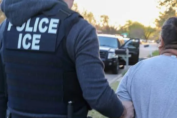 Artes LH (3) Guatemalteco sentenciado en Estados Unidos por reingresar tras ser deportado. Imagen de una captura de ICE. Foto La Hora: RR.SS.