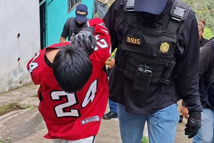 Artes LH (5) Alias “El Smurf” quedó en libertad tras ser capturado con armas. Foto La Hora: PNC.