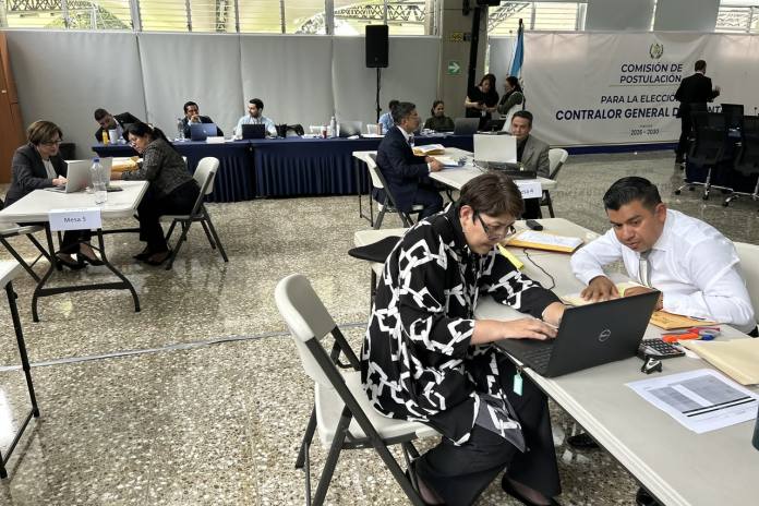 La Comisión de Postulación para la elección de Contralor inició con la calificación de los candidatos al cargo.