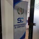 Cercano de Martínez y Giammattei entrega expediente para ser Superintendente de Competencia