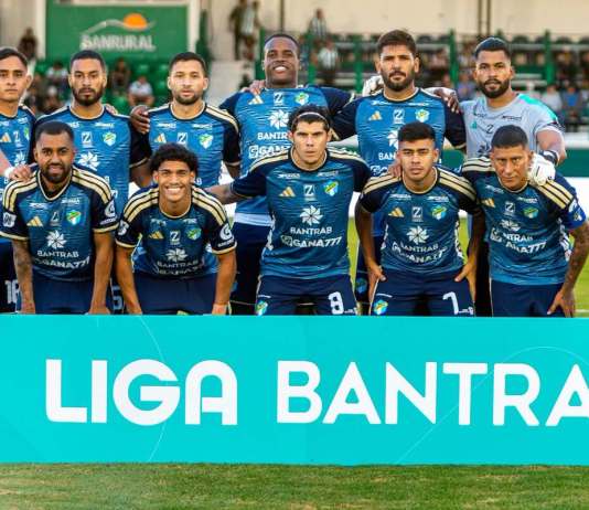 El guatemalteco Kevin García fue nombrado como entrenador interino de Comunicaciones a un día de la salida del "Fantasma" Figueroa.