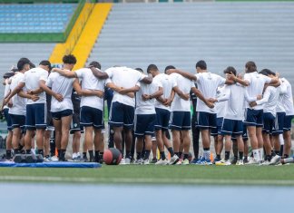 Comunicaciones anunció que Roberto Montoya asume como director técnico del primero equipo. Foto La Hora: Comunicaciones