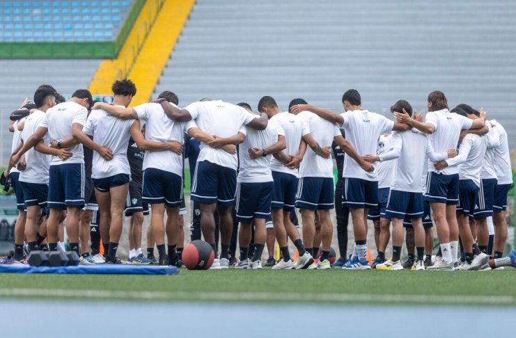 Comunicaciones anunció que Roberto Montoya asume como director técnico del primero equipo. Foto La Hora: Comunicaciones