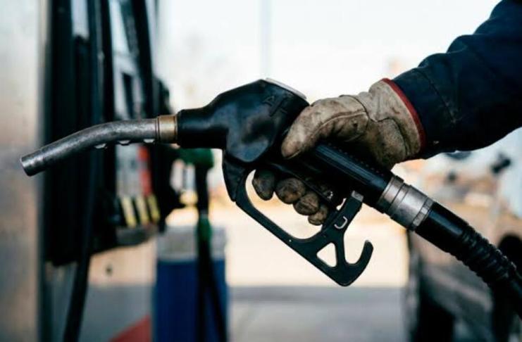 Exención temporal de impuestos a combustibles: ¿deberás pedir factura? Esto explica la SAT Con la exención temporal de impuestos a los combustibles ¿deberás pedir factura, esto explica la SAT