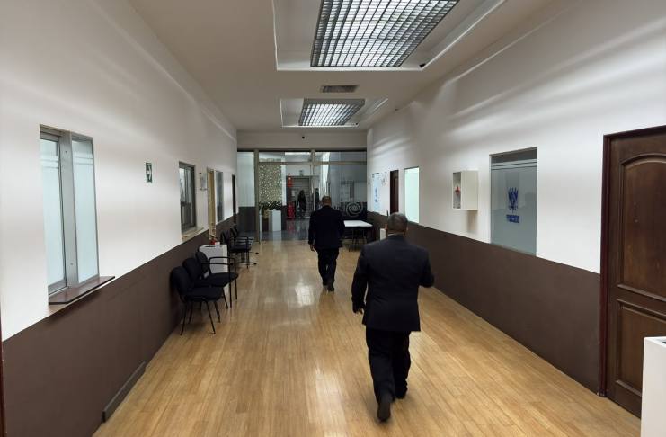 Sindicato del Congreso señala favoritismo hacia personal temporal en convocatoria interna El Sindicato de Trabajadores del Organismo Legislativo (STOL) denuncia irregularidades en la convocatoria que solo es para empleados del Congreso y no para personal temporal cercanos a diputados. Foto: La Hora / Archivo.