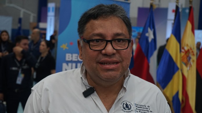 Segeplan presentará una iniciativa de ley al Congreso de la República para que el Fondo de Becas siga en pie tras finalizar el gobierno de Arévalo.