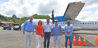 Ejecutivos de TAG inauguraron la semana pasada la ruta Guatemala-Puerto Barrios. Foto La Hora: Cortesía TAG.