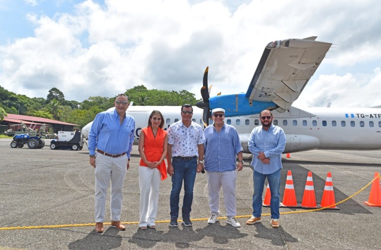 Con vuelo a Puerto Barrios, TAG aumenta apuesta a convertir a Izabal un hub del Caribe Ejecutivos de TAG inauguraron la semana pasada la ruta Guatemala-Puerto Barrios. Foto La Hora: Cortesía TAG.
