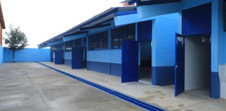 Escuela remozada por el Ministerio de Educación (Mineduc). Foto La Hora: AGN