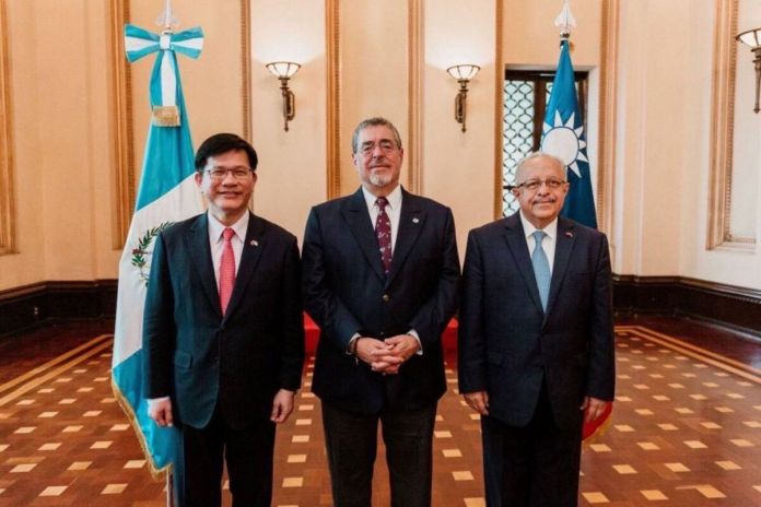 Esto se sabe de la visita del canciller de Taiwán a Guatemala para esta semana
